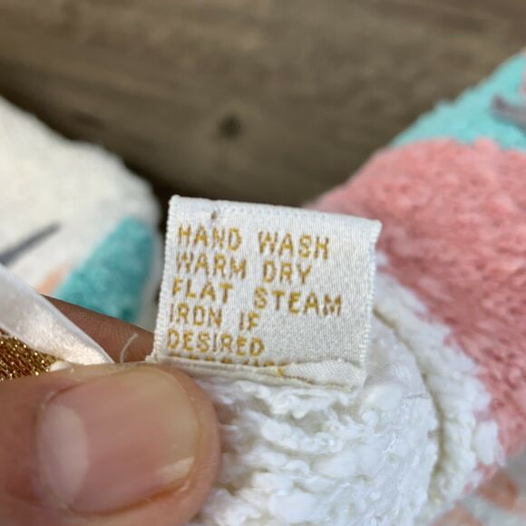 VTG Needles & Yarn Size Large Knit Floral Sweater Women Embellished Ivory Padded - Picture 10 of 10